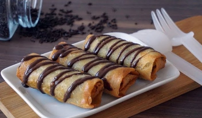 Albiso Kulit Lumpia Piscok: Rasa Tradisional yang Menggigit di Jantung Cilacap